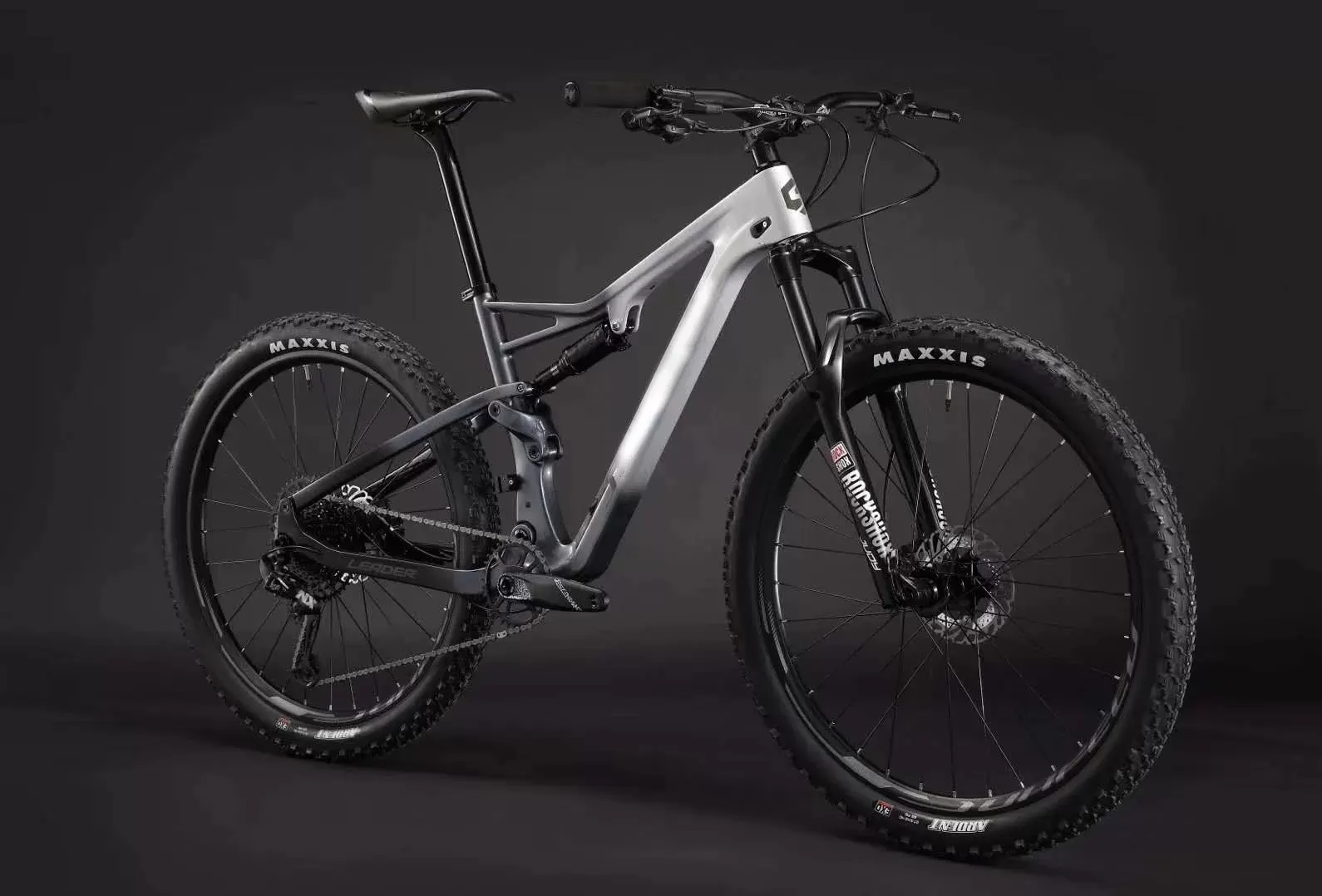 27.529 Carbon Mountain Bike cycle (12)